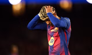 Khi vấn đề của Barca nằm bên ngoài sân cỏ
