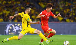 AFC chưa thể xử thua Malaysia, trong khi LĐBĐ nước này được khuyên nên ngừng kiện cáo 