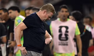 Ronald Koeman từ chức HLV trưởng tuyển Hà Lan, cân nhắc giải nghệ khi bị loại sớm tại World Cup