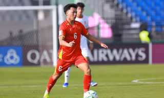 Tiền vệ Thái Sơn U23 Việt Nam: 'Thầy Kim chỉ đạo chúng tôi phải luôn hướng về phía trước'