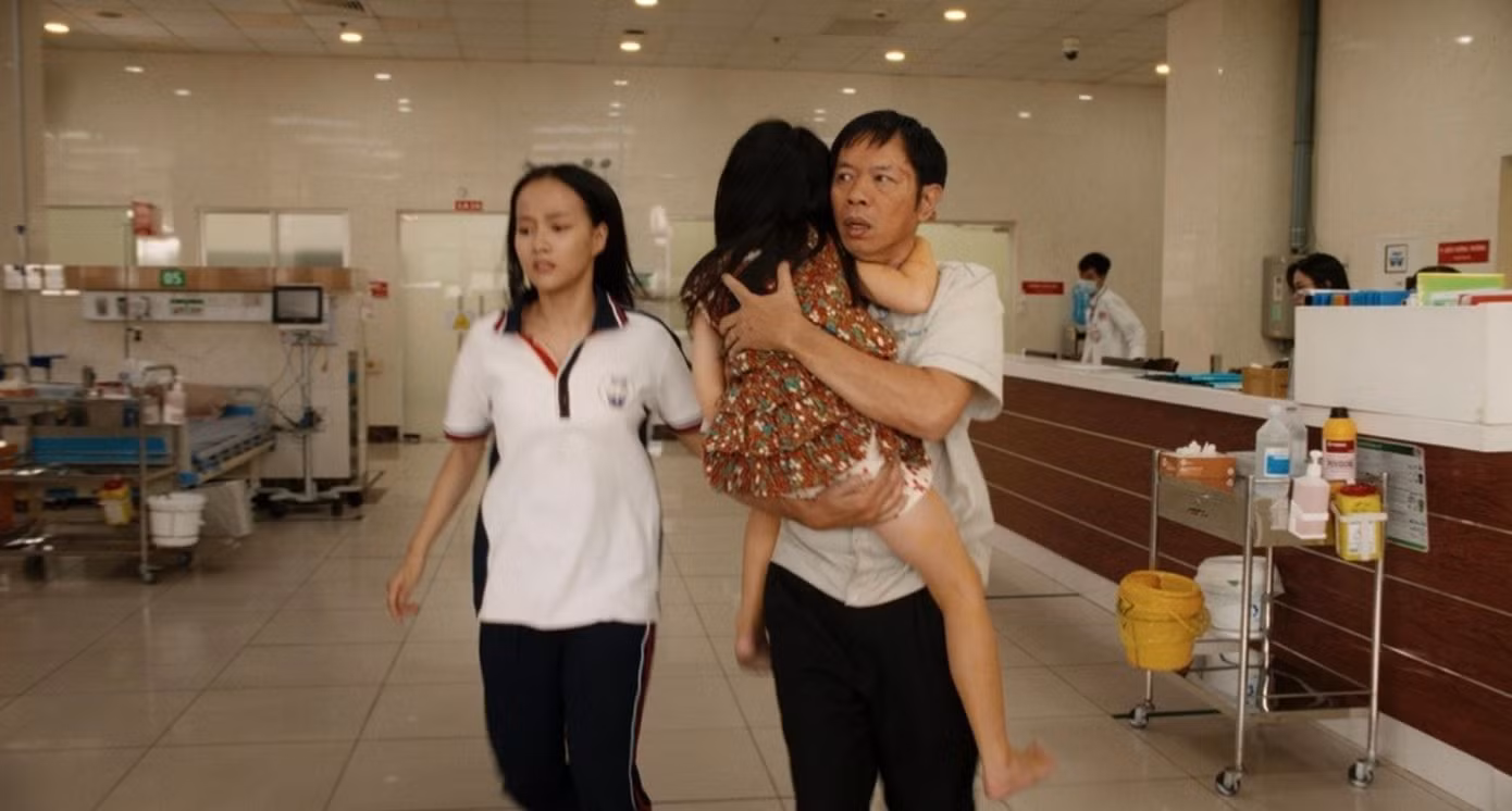 review-phim-anh-hung-lat-mat-anh-hung-tu-thien-tien-ty-thai-hoa-bzvn-1.jpg