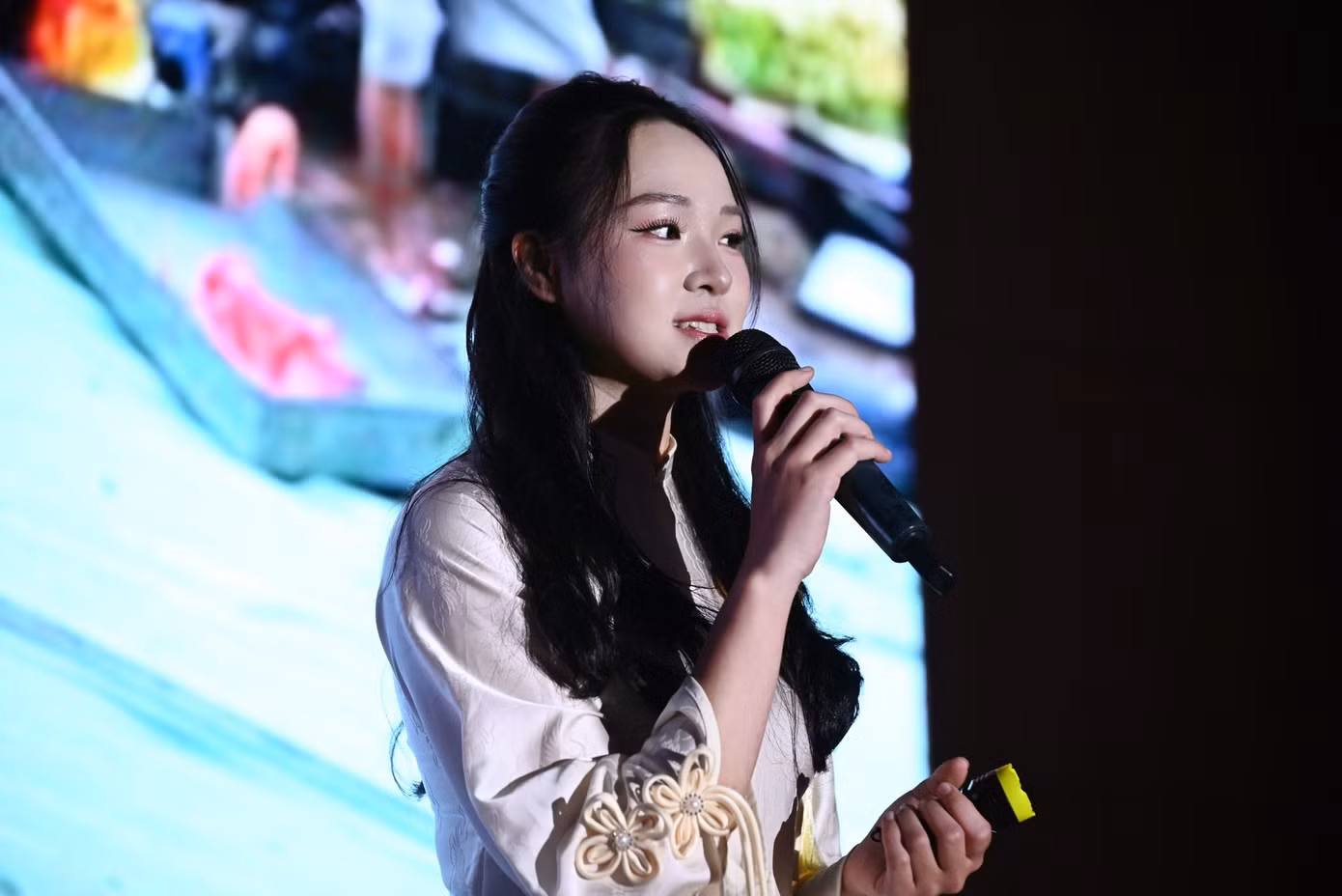thi-sinh-mic-vang-2026.jpg