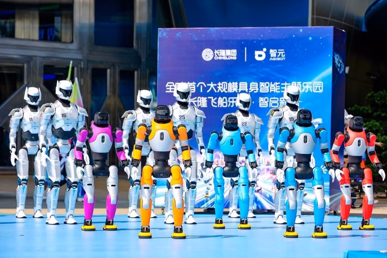 Robot tham gia nhiều hoạt động tại Chimelong Spaceship, từ hướng dẫn tham quan đến giáo dục khoa học. (Ảnh: China Daily)