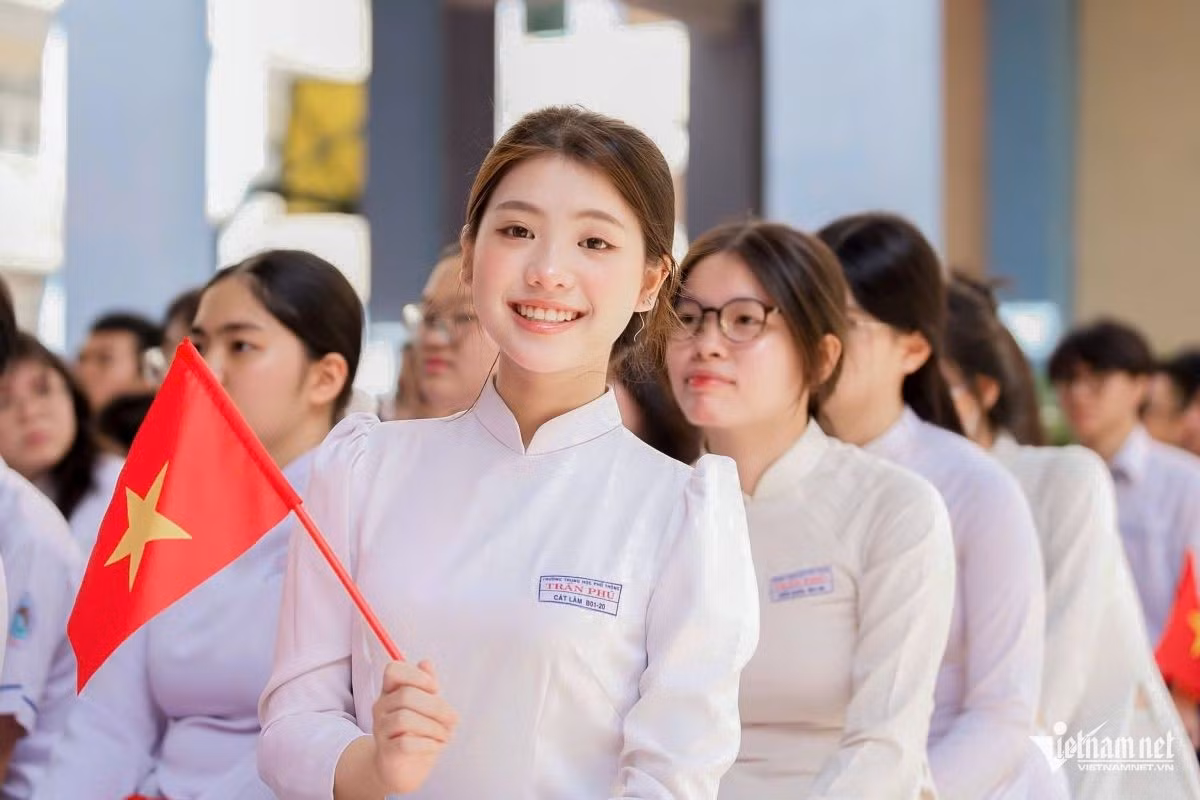 anh-nguyen-hue-719.jpg