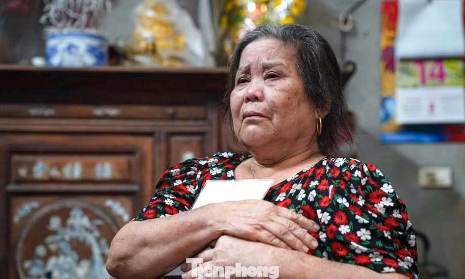 'Tôi là người trong bức ảnh chôn cùng liệt sĩ'