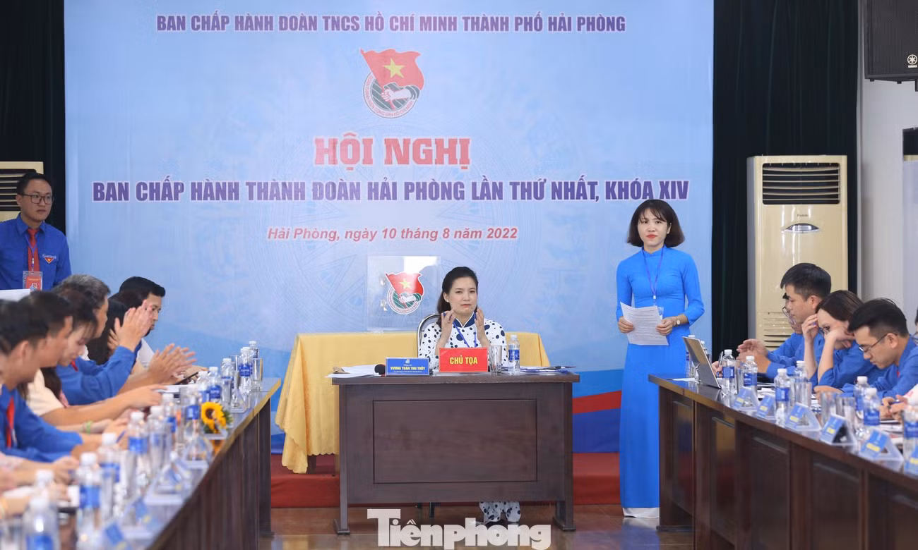 Ngày 10/8, Hội nghị Ban Chấp hành Thành Đoàn Hải Phòng lần thứ nhất khóa XIV nhiệm kỳ 2022 - 2027 diễn ra. Chị Vương Toàn Thu Thủy - Ủy viên Ban Chấp hành Thành Đoàn khóa XIV làm chủ tọa.