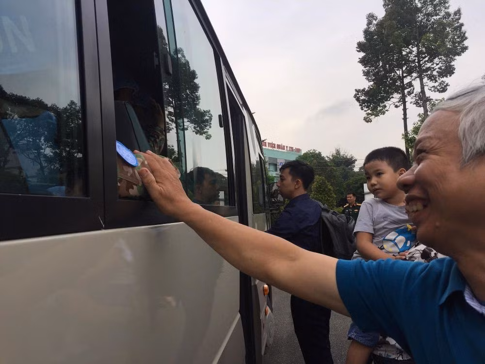 Phút chia tay của bác sĩ quân y lên đường đến NamSudan làm nhiệm vụ ảnh 26