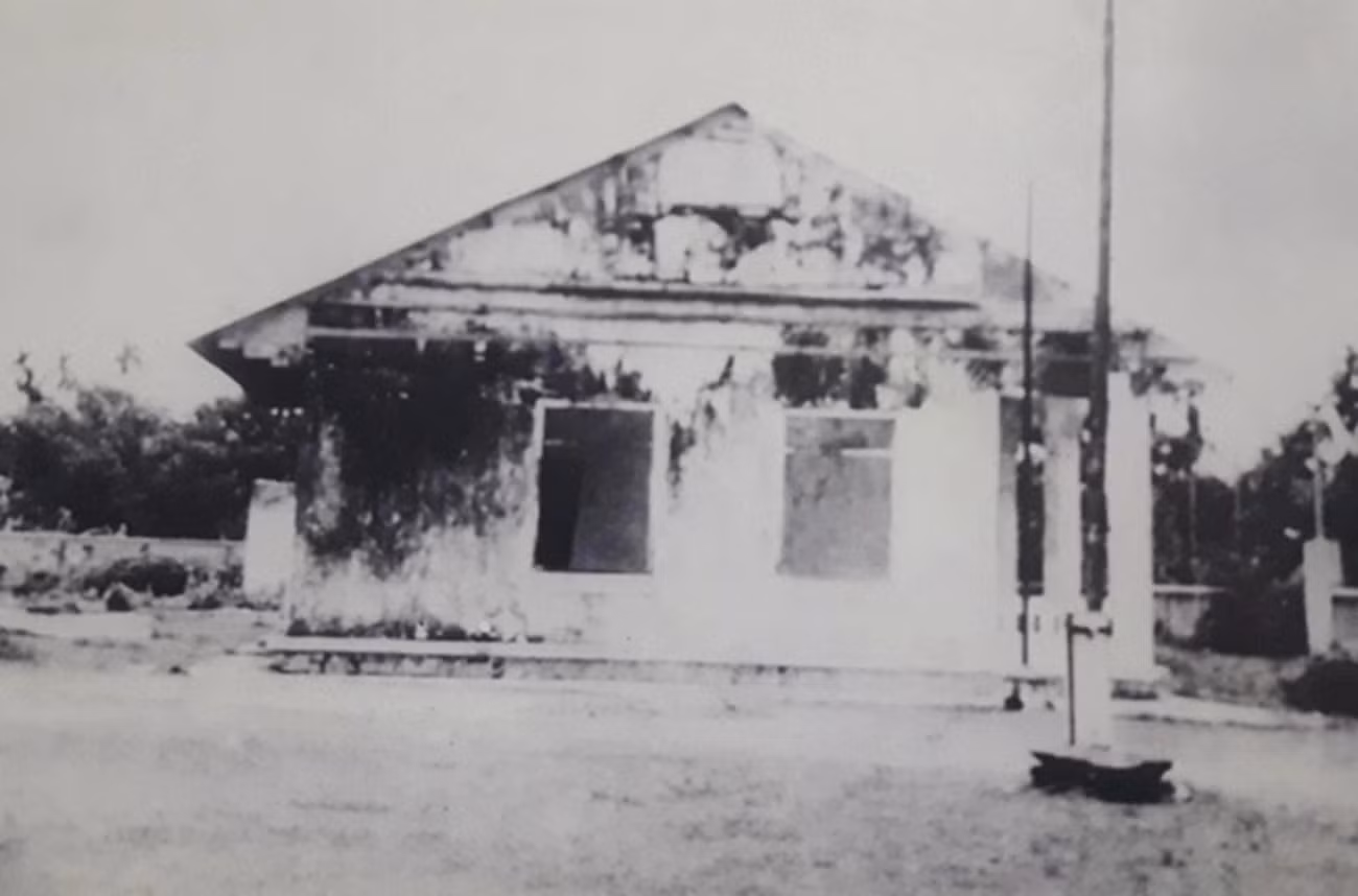 nhathuonggiengnuoc-1785559967031png.jpg