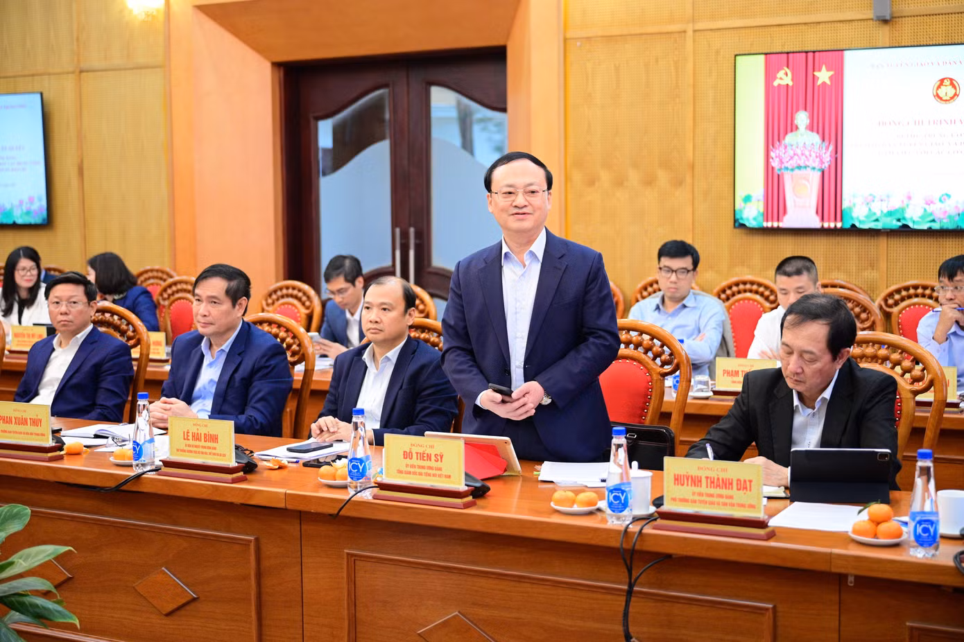 tienphong-1112tvq9.jpg