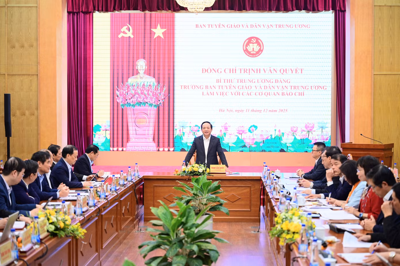 tienphong-1112tvq2.jpg