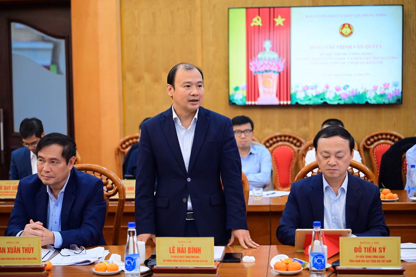 tienphong-1112tvq6.jpg