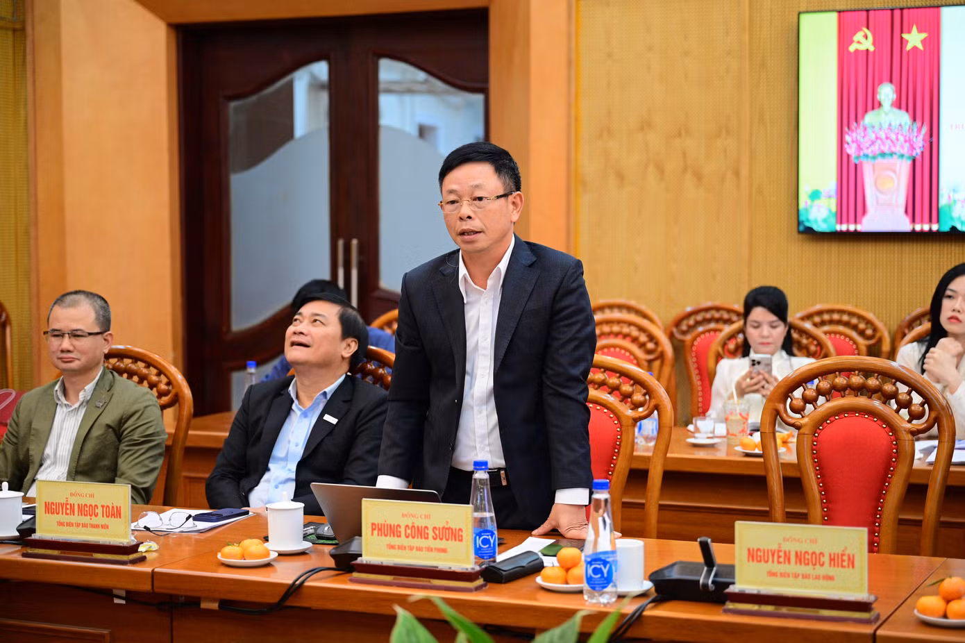 tienphong-1112tvq3.jpg