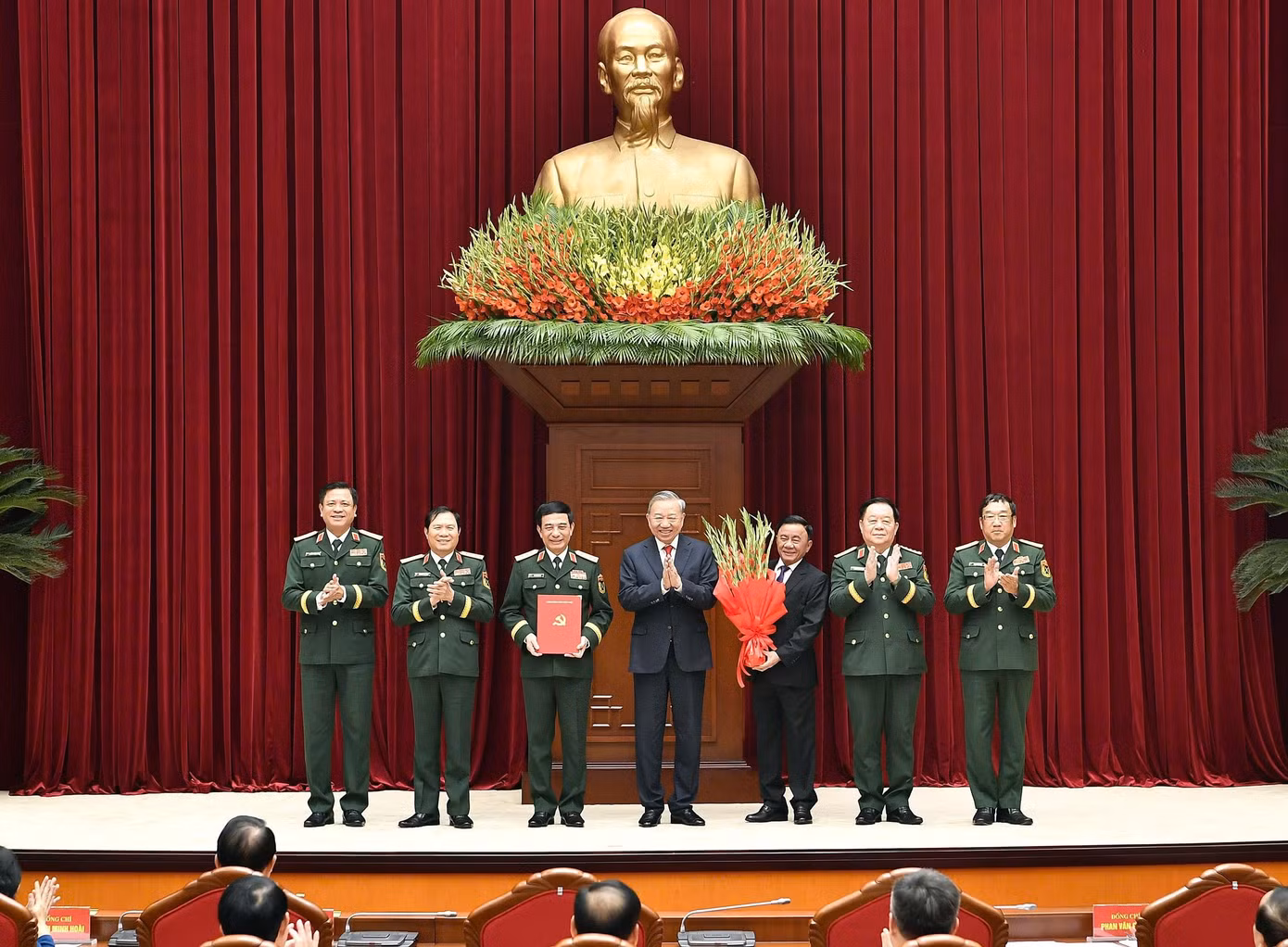 tienphong-134traoqd.jpg