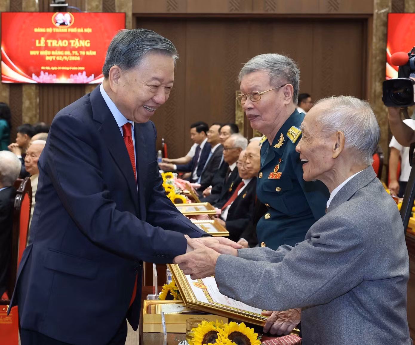 tienphong-268a144.jpg