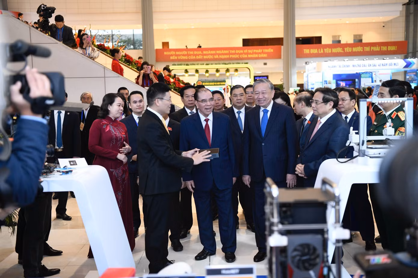tienphong-2712dhyn5.jpg