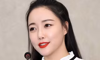 Bắt khẩn cấp nữ nghệ sĩ 