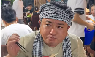 Thằng Cò 'Đất phương Nam' bán lẩu, giao hàng kiếm sống
