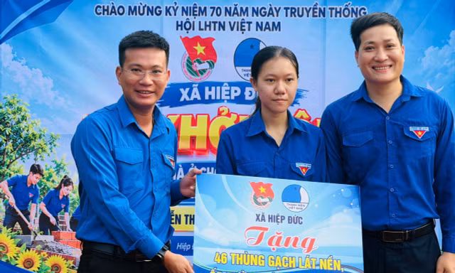 Chung tay xây mái ấm tiếp sức ước mơ đại học cho nữ sinh khó khăn ở Đà Nẵng
