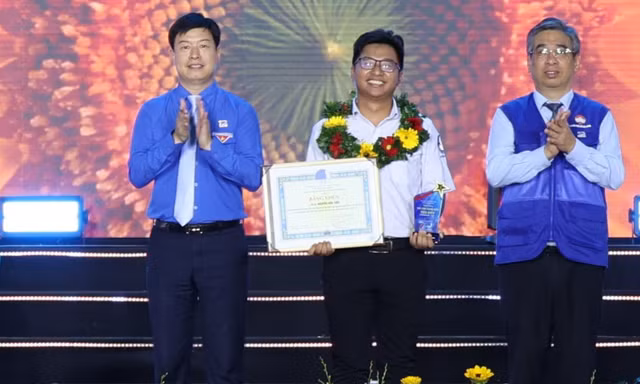 TPHCM tuyên dương 71 thủ lĩnh thanh niên tiêu biểu 