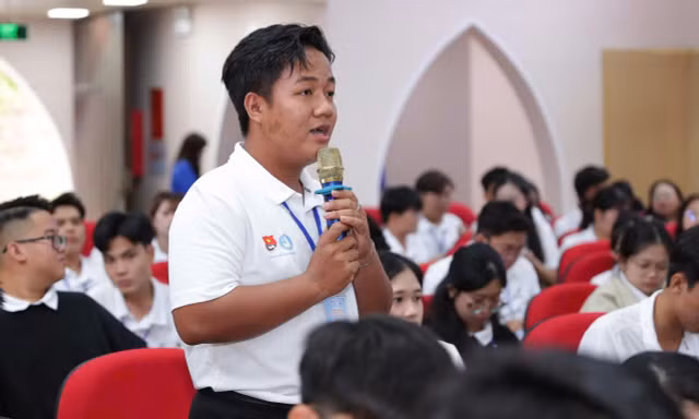 Lớp học đặc biệt của cán bộ Đoàn - Hội TPHCM tại Lâm Đồng