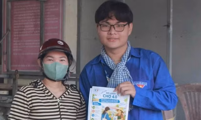 Tuổi trẻ Vĩnh Long đẩy mạnh chuyển đổi số qua hoạt động hỗ trợ người dân, nâng cao kỹ năng số, thúc đẩy chính quyền số, kinh tế số và xã hội số địa phương.