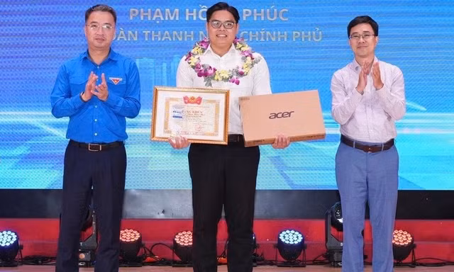 Công chức trẻ cần sử dụng AI có trách nhiệm