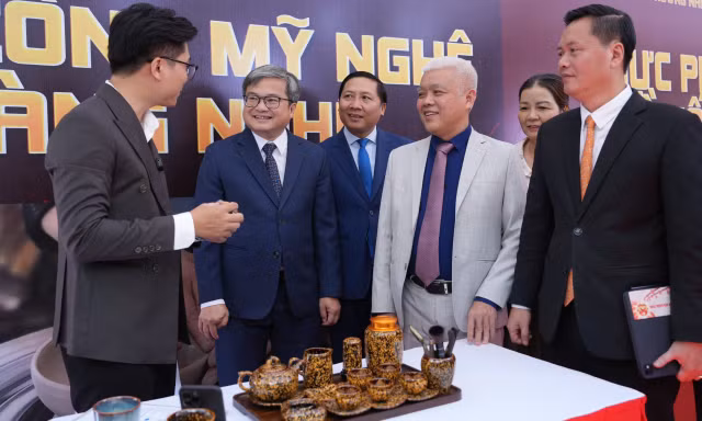 Hà Nội kích hoạt 'Gian hàng số' và kênh TikTok 'OCOP Hà Nội'