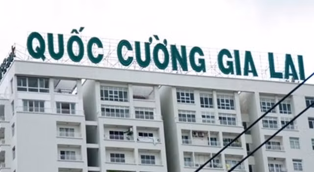 Chứng khoán ngừng rơi, cổ phiếu 'đại gia phố núi' ngược dòng