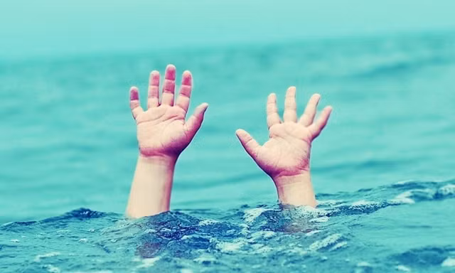 Một gia đình ở Tuyên Quang mất cùng lúc hai con trai do đuối nước trong ao nhà