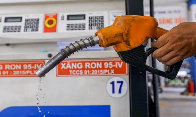 Xăng dầu đẩy CPI tháng 8 tăng, tiến sát mục tiêu 4,5%