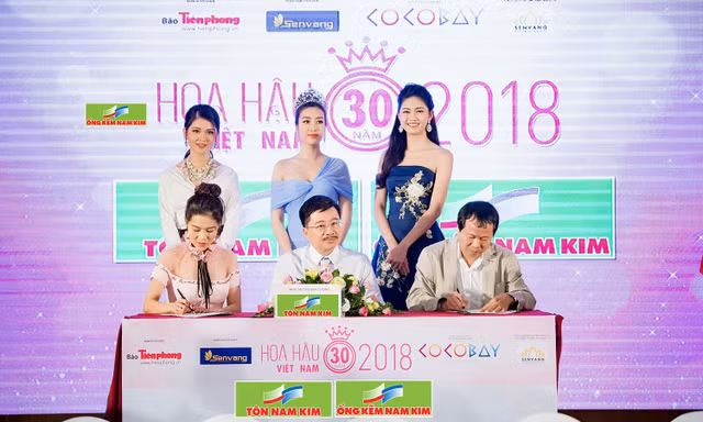 Thương hiệu Tôn Nam Kim và ống kẽm Nam Kim là Nhà tài trợ kim cương