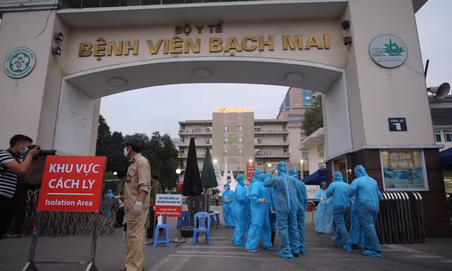 Công bố lịch trình bệnh nhân 172 từng chăm sóc người thân 23 ngày ở Bạch Mai