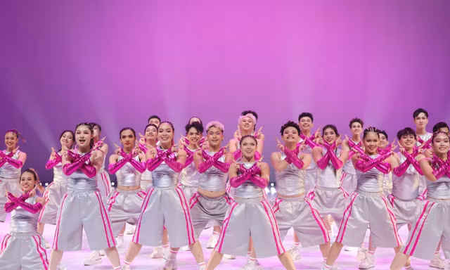 Nữ Hoàng Vũ Đạo Đường Phố: Tiết mục của HANOIXGIRLS bị chê "lẩu thập cẩm"