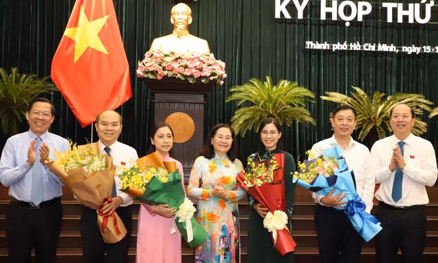 Bổ sung hai Ủy viên UBND TPHCM 