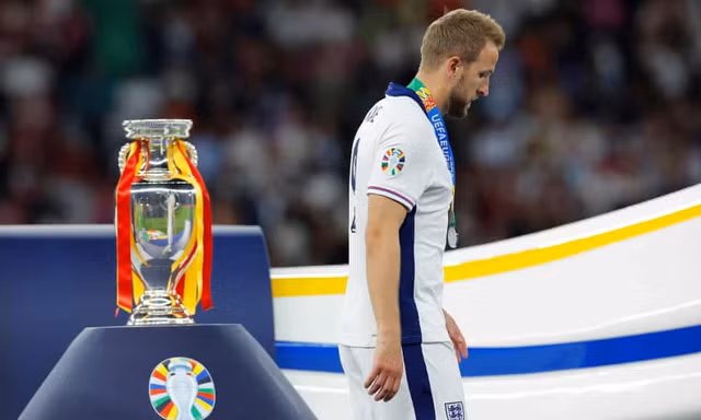 Harry Kane nói gì sau khi kéo dài chuỗi về nhì?