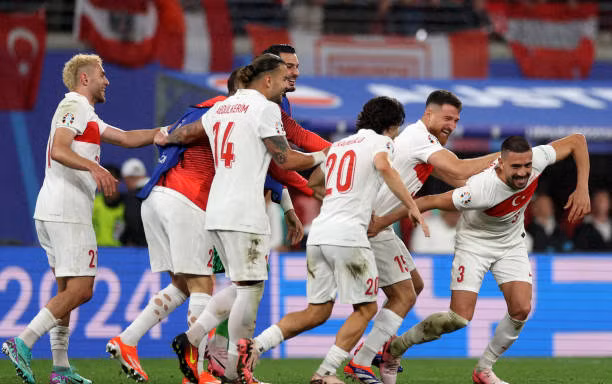 Phòng ngự quả cảm, Thổ Nhĩ Kỳ đánh bại Áo giành vé vào tứ kết EURO 2024