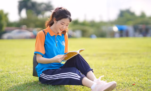 Nữ sinh Thương mại có sở thích tham gia các hoạt động thiện nguyện