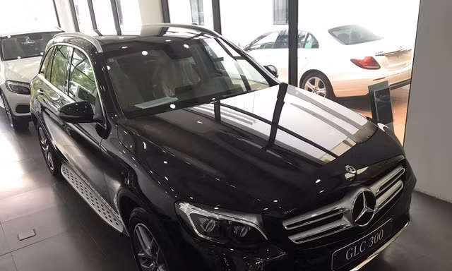 Mẫu xe Mercedes-benz GLC bị phát hiện để lọt nước vào cụm vi sai cầu trước