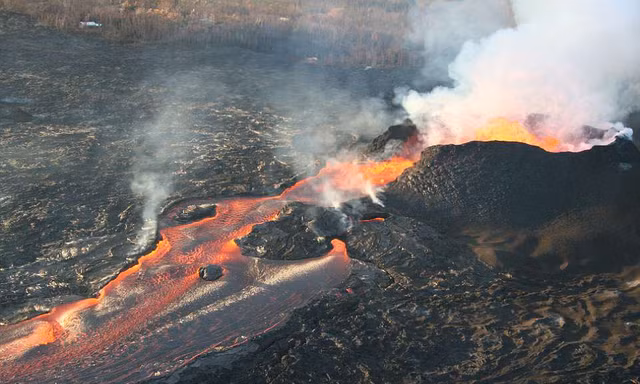 Cận cảnh dòng chảy nham thạch của núi lửa ở Hawaii