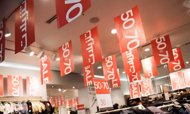 Bí quyết mua sắm khôn ngoan trong mùa lễ hội cuối năm cho các "tín đồ săn sale"
