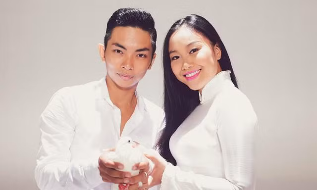 Đoan Trang và kiện tướng dancesport Phan Hiển thực hiện MV cho các em nhỏ trong team 'Bước nhảy hoàn vũ nhí'.