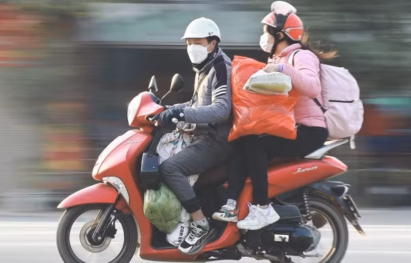 Lao vào đời mưu sinh sau Tết qua ống kính của chàng trai Lạng Sơn