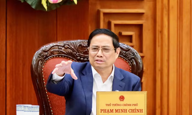 Thủ tướng chỉ đạo hàng loạt giải pháp ‘nóng’ ngăn nguy cơ thiếu điện cục bộ