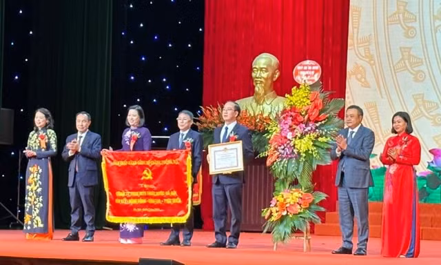 Công ty Thoát nước Hà Nội kỷ niệm 50 năm thành lập