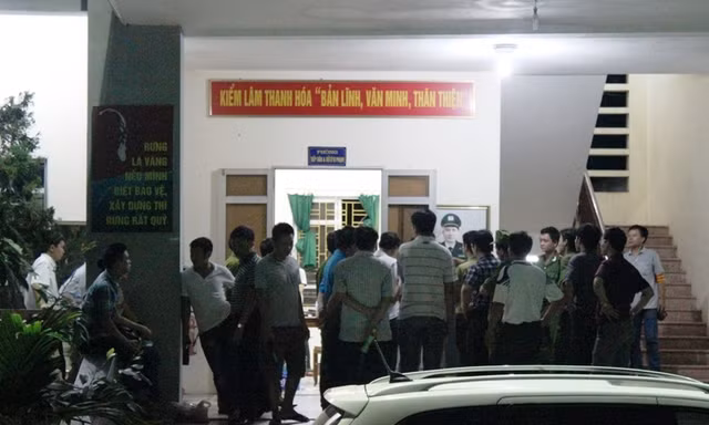 Công an làm việc với kiểm lâm tối 1/8