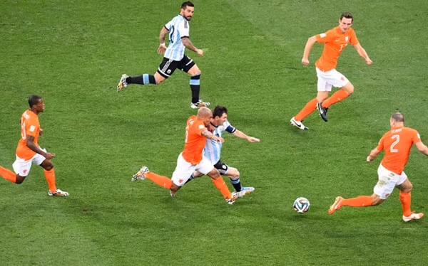 RADIO WORLD CUP sáng 10/7: Giăng 'thiên la' hạ Hà Lan