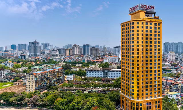 Có gì bên trong khách sạn dát vàng ‘độc nhất vô nhị’ tại Hà Nội