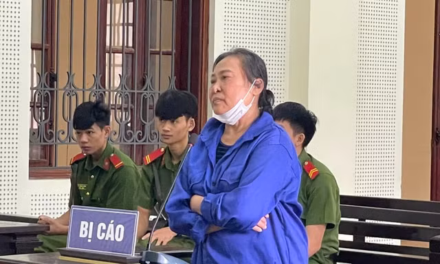 Lấy tiền buôn sắt vụn để 'kinh doanh' bán lẻ ma tuý