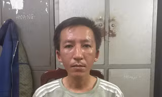 Nghịch tử bóp cổ mẹ tử vong vì không muốn chăm sóc