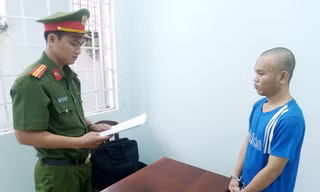 Khởi tố ‘quái xế’ tông CSGT 
